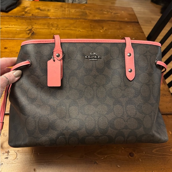 Coach Handbags - Coach Tote with Brown Signature Pattern and Pink Trim
